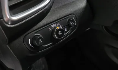 ChevroletGMDaewoo Trax 2017, 125289 км, за 3435.74 USD - фото 19