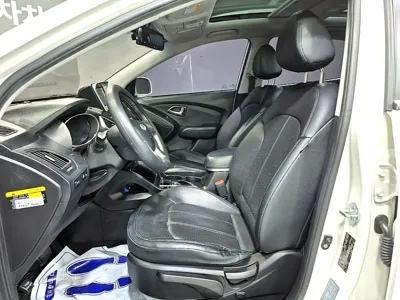 Hyundai Tucson 2012, 122522 км, за 3688.61 USD - фото 12