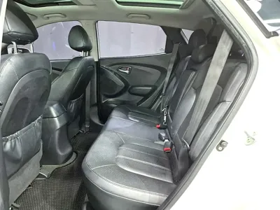 Hyundai Tucson 2012, 122522 км, за 3688.61 USD - фото 16