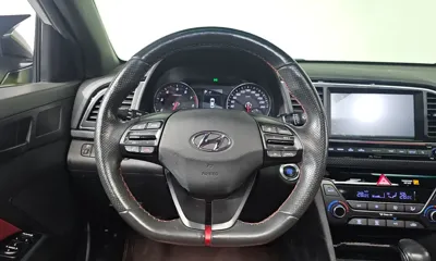 Hyundai Avante 2018, 84219 км, за 7922.03 USD - фото 13