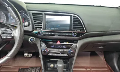 Hyundai Avante 2018, 84219 км, за 7922.03 USD - фото 14