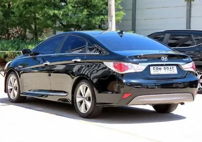 Hyundai Sonata 2012, 132599 км, за 3060.49 USD
