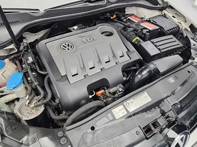 Volkswagen Golf 2011, 71082 км, за 3317.72 USD