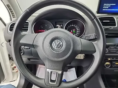 Volkswagen Golf 2011, 71082 км, за 3317.72 USD - фото 9