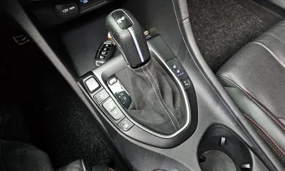 Hyundai Veloster 2018, 116256 км, за 7595.19 USD - фото 9