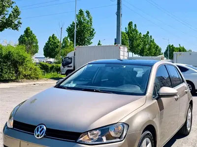 Volkswagen Golf · 2015 год