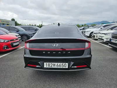 Hyundai Sonata 2020, 133452 км, за 8143.33 USD