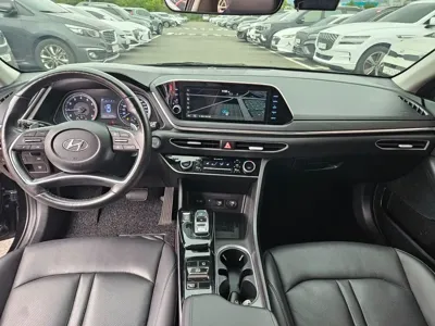 Hyundai Sonata 2020, 133452 км, за 8139.61 USD - фото 7