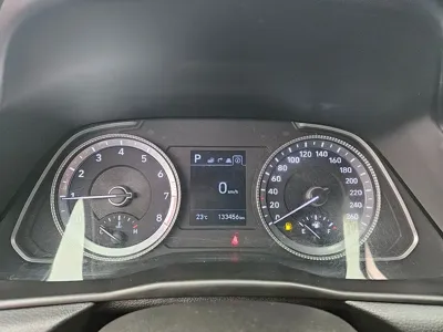 Hyundai Sonata 2020, 133452 км, за 8139.61 USD - фото 8