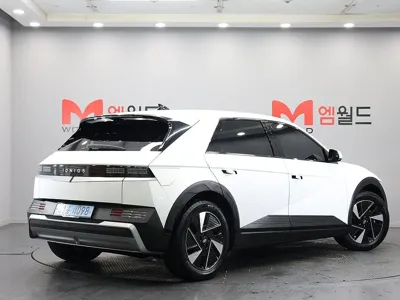 Hyundai Ioniq5 2025, 30800 км, за 24299.69 USD