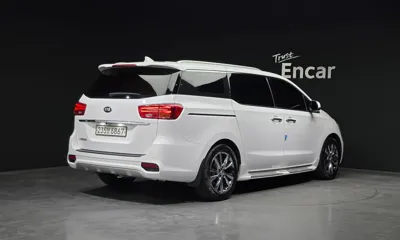 Kia Canival 2019, 158699 км, за 10115.6 USD