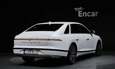 Hyundai Grandeur 2023, 53780 км, за 18762.22 USD