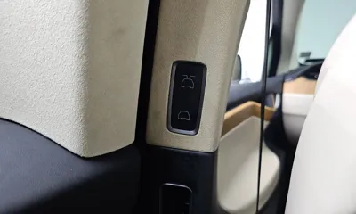 Tesla Model X 2019, 98818 км, за 42846.89 USD - фото 31