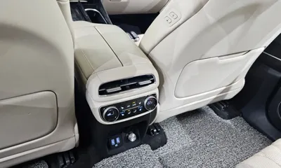 Genesis GV80 2023, 81107 км, за 33869.72 USD - фото 31