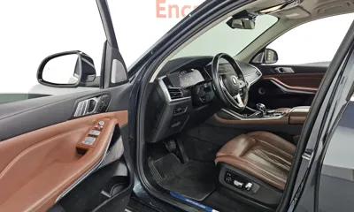 BMW X7 2022, 126114 км, за 45227.78 USD - фото 10