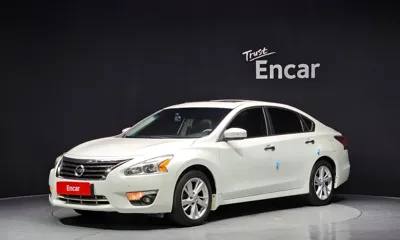 Nissan Altima · 2015 год
