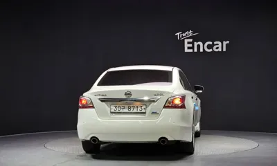 Nissan Altima 2015, 246009 км, за 1950.2 USD