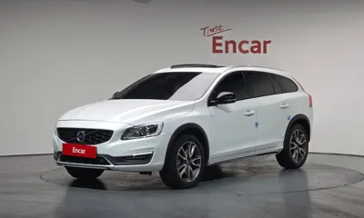 Volvo V60 · 2018 год
