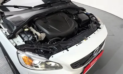 Volvo V60 2018, 74900 км, за 7598.28 USD - фото 6