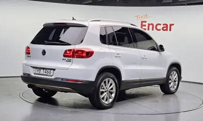 Volkswagen Tiguan 2015, 194879 км, за 3576.55 USD