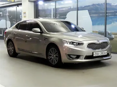 Kia K7 · 2015 год