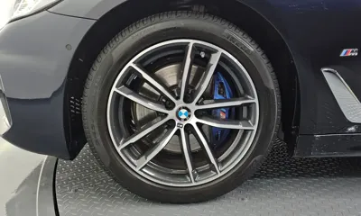 BMW 5-Series 2023, 61901 км, за 66096.03 USD