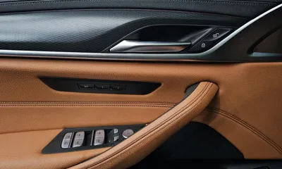 BMW 5-Series 2023, 61901 км, за 66096.03 USD - фото 29