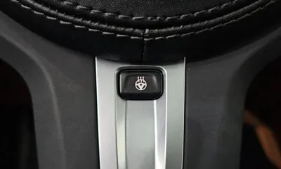 BMW 5-Series 2023, 61901 км, за 66096.03 USD - фото 31