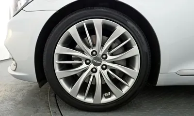 Genesis G80 2018, 120766 км, за 9910.8 USD