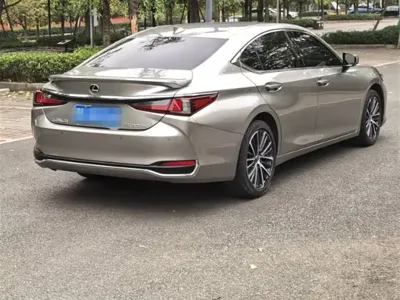 Lexus ES 2023, 40000 км, за 38805.71 USD - фото 6
