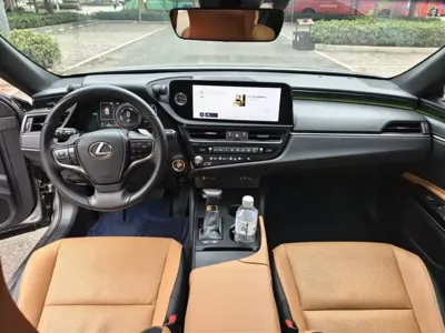 Lexus ES 2023, 40000 км, за 38805.71 USD - фото 9