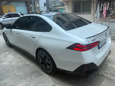 BMW 5-Series · 2026 год