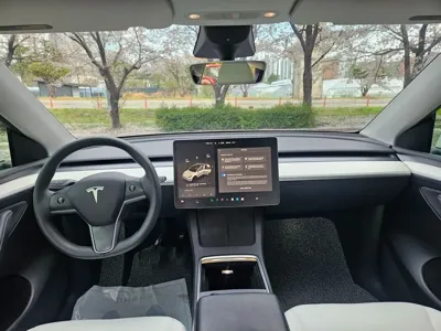 Tesla Model Y 2022, 71491 км, за 19509.51 USD - фото 10