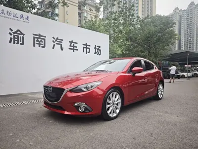 Mazda 3 Axela · 2015 год