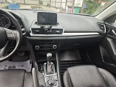 Mazda 3 Axela 2015, 100000 км, за 4504.5 USD - фото 12