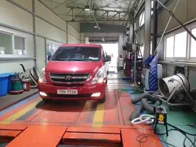 Hyundai Starex 2010, 160977 км, за 5079.11 USD - фото 12