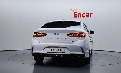 Hyundai Sonata 2018, 165764 км, за 5807.73 USD