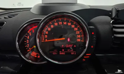 MINI Clubman 2018, 84862 км, за 10505.45 USD - фото 8