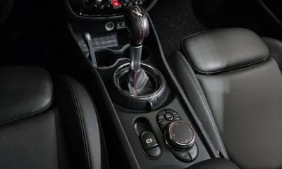 MINI Clubman 2018, 84862 км, за 10505.45 USD - фото 9
