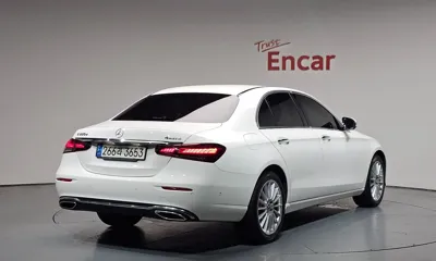 Mercedes-Benz E-Class 2022, 64113 км, за 27302.86 USD