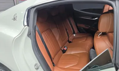 Maserati Ghibli 2016, 157295 км, за 8336.62 USD - фото 12