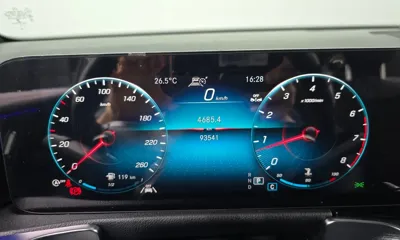 Mercedes-Benz GLB-Class 2021, 93541 км, за 19795.53 USD - фото 8