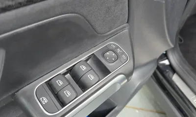 Mercedes-Benz GLB-Class 2021, 93541 км, за 19795.53 USD - фото 29
