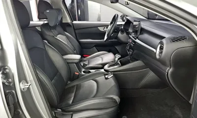 Kia K3 2019, 63529 км, за 10241.16 USD - фото 10