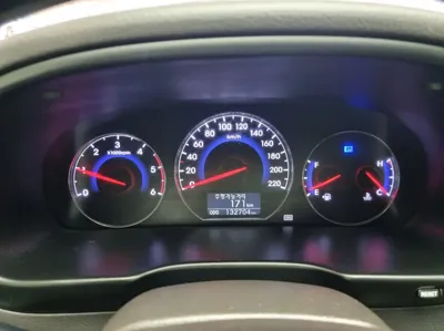 Hyundai Santafe 2010, 132600 км, за 2510.74 USD - фото 8