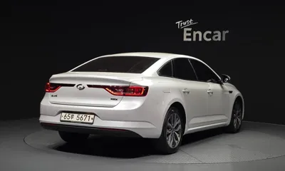 Renault-KoreaSamsung SM6 2017, 140422 км, за 2598.16 USD