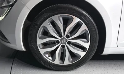 Renault-KoreaSamsung SM6 2017, 140422 км, за 2598.16 USD