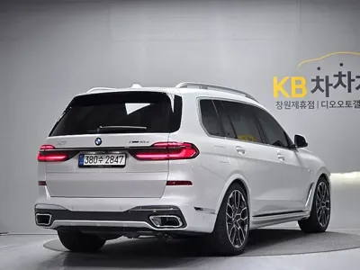 BMW X7 2025, 5166 км, за 101345.6 USD - фото 2