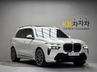 BMW X7 2025, 5166 км, за 101345.6 USD - фото 5