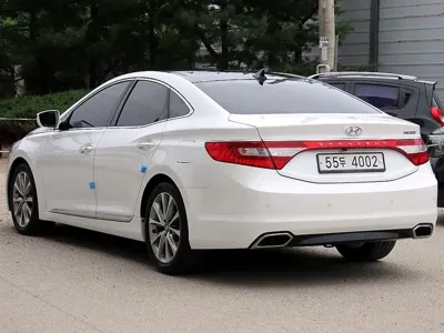 Hyundai Grandeur 2015, 136577 км, за 4427.95 USD